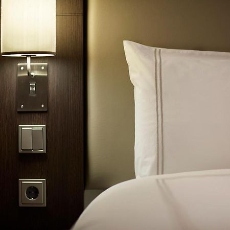 Premier Inn Stuttgart Airport Leinfelden-Echterdingen Esterno foto