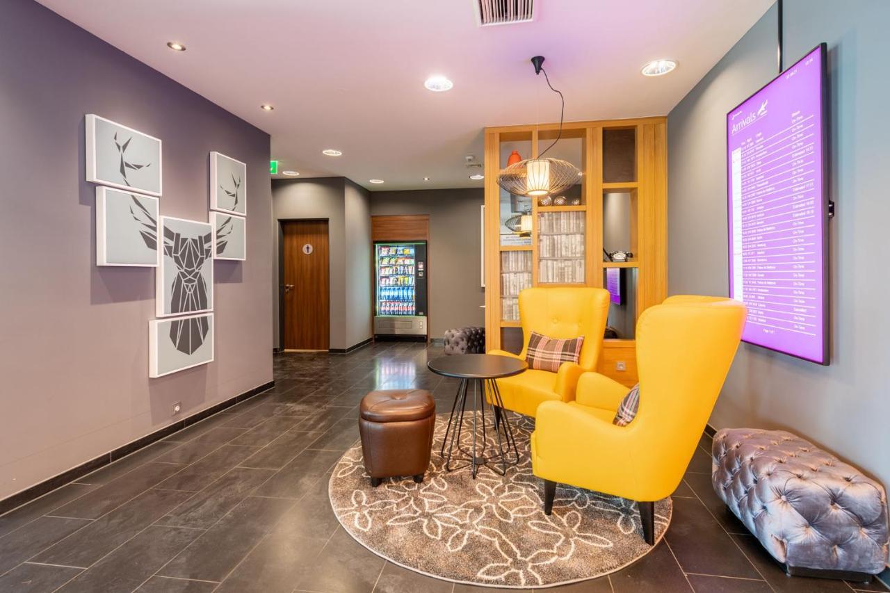 Premier Inn Stuttgart Airport Leinfelden-Echterdingen Esterno foto