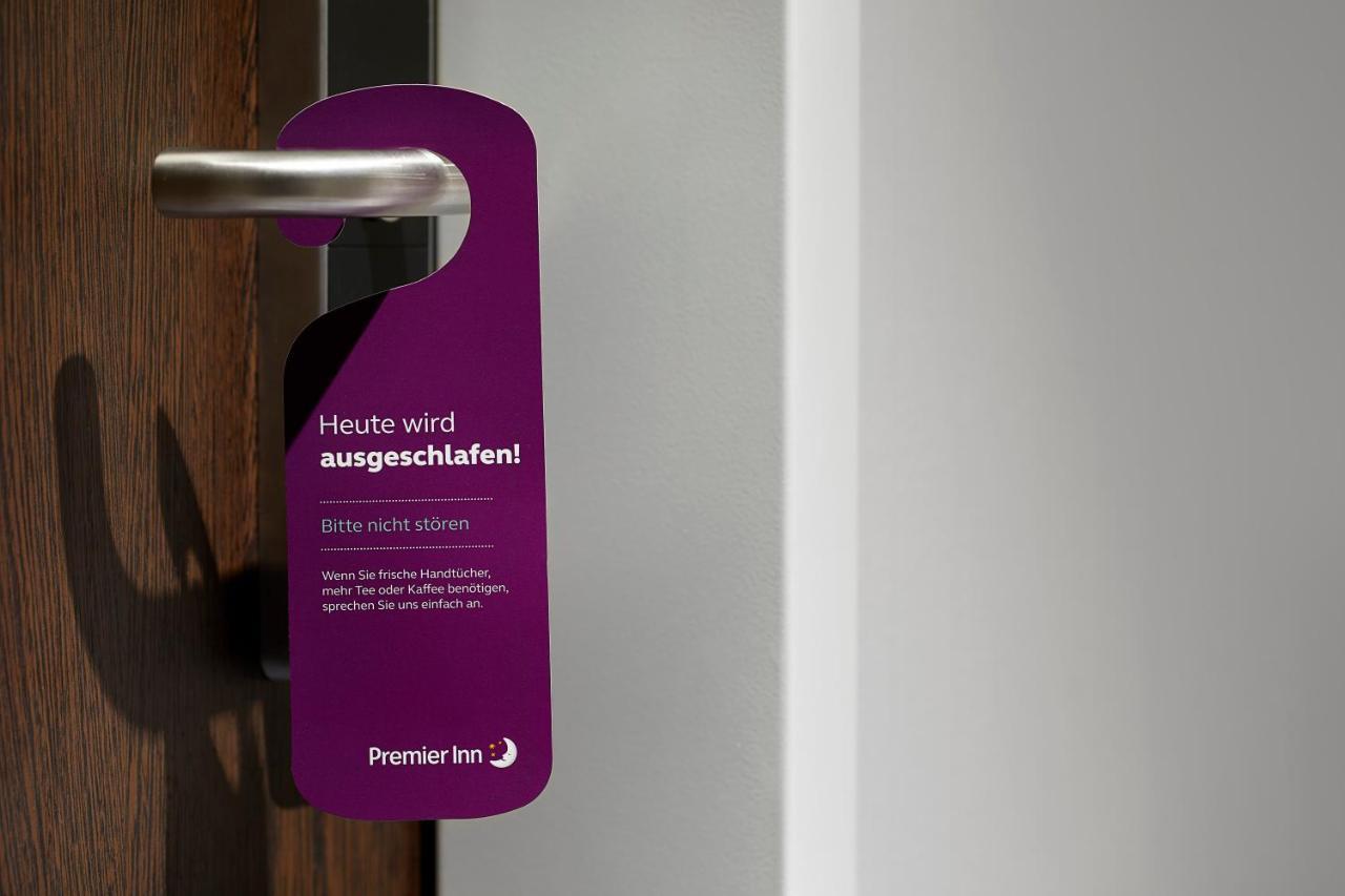 Premier Inn Stuttgart Airport Leinfelden-Echterdingen Esterno foto